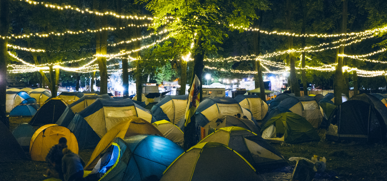 As melhores dicas para acampar em festivais de música